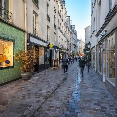 Happy - Marais Bourgeois Апартаменты Париж
